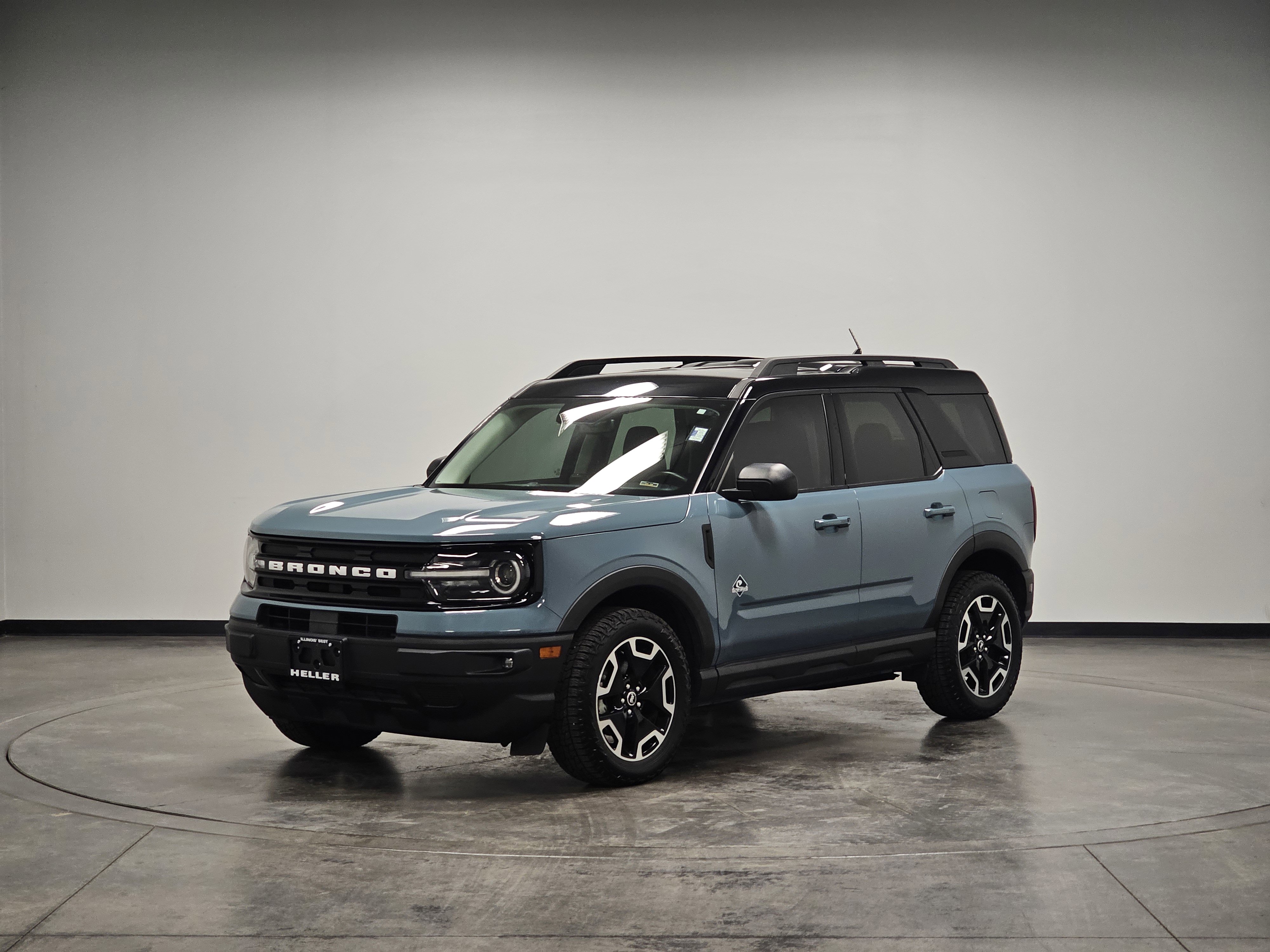 Used 2021 Ford Bronco Sport Outer Banks w/ Outer Banks Package (96D) AWD/4WD image 4