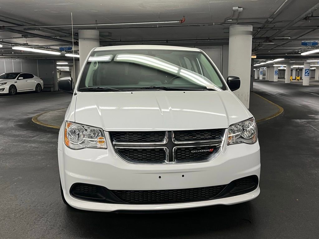 Used 2020 Dodge Grand Caravan SE w/ Rear Park Assist Package image 25