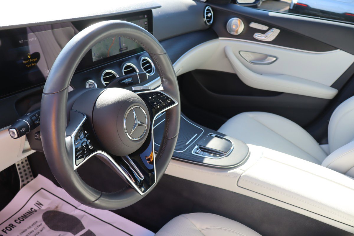 Used 2023 Mercedes-Benz E 450 4MATIC All-Terrain Wagon w/ Premium Package image 9
