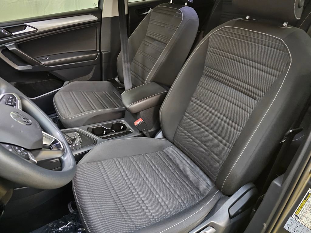Used 2022 Volkswagen Tiguan S image 23