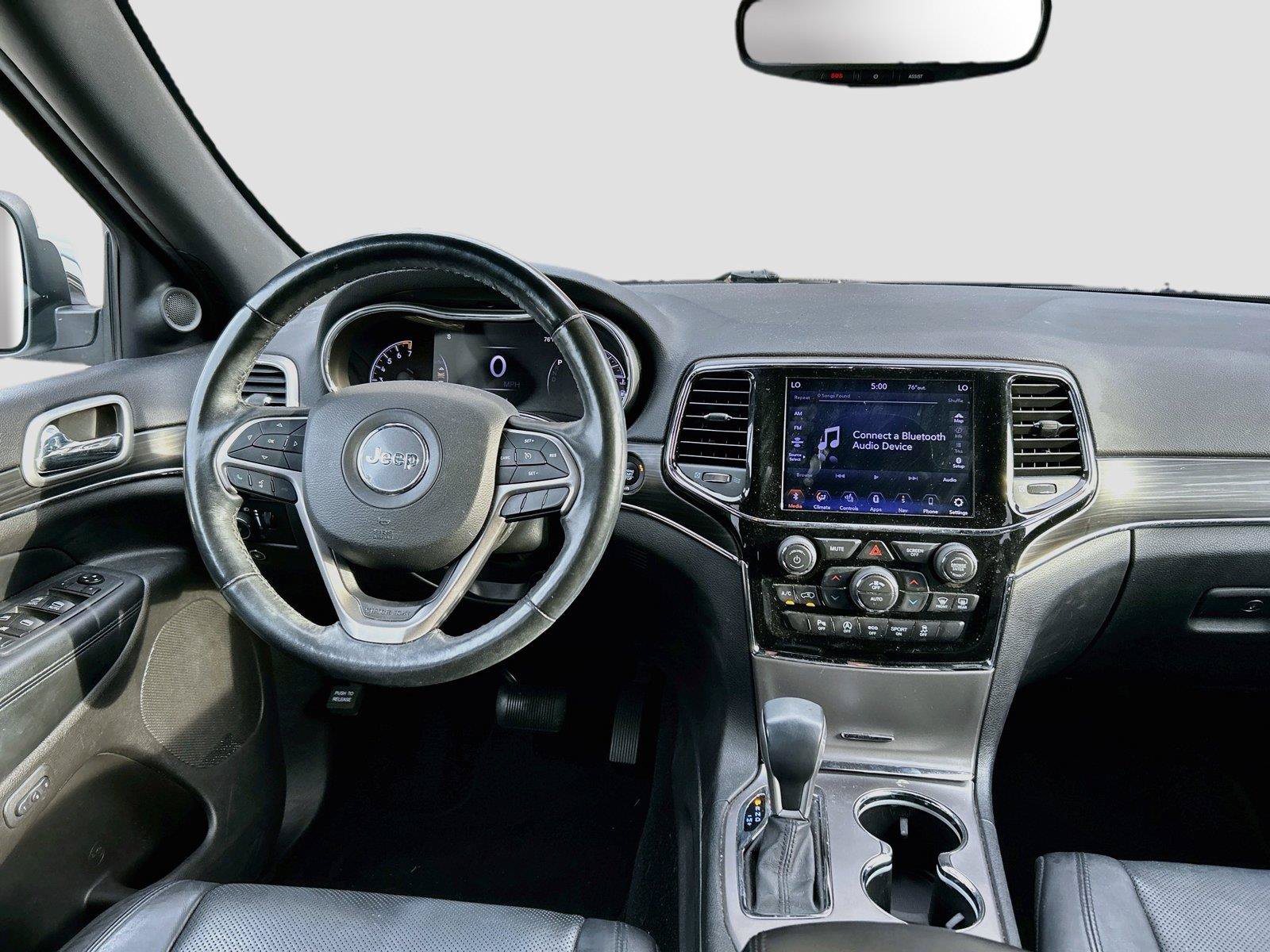 Used 2020 Jeep Grand Cherokee Limited w/ Luxury Group II RWD image 18