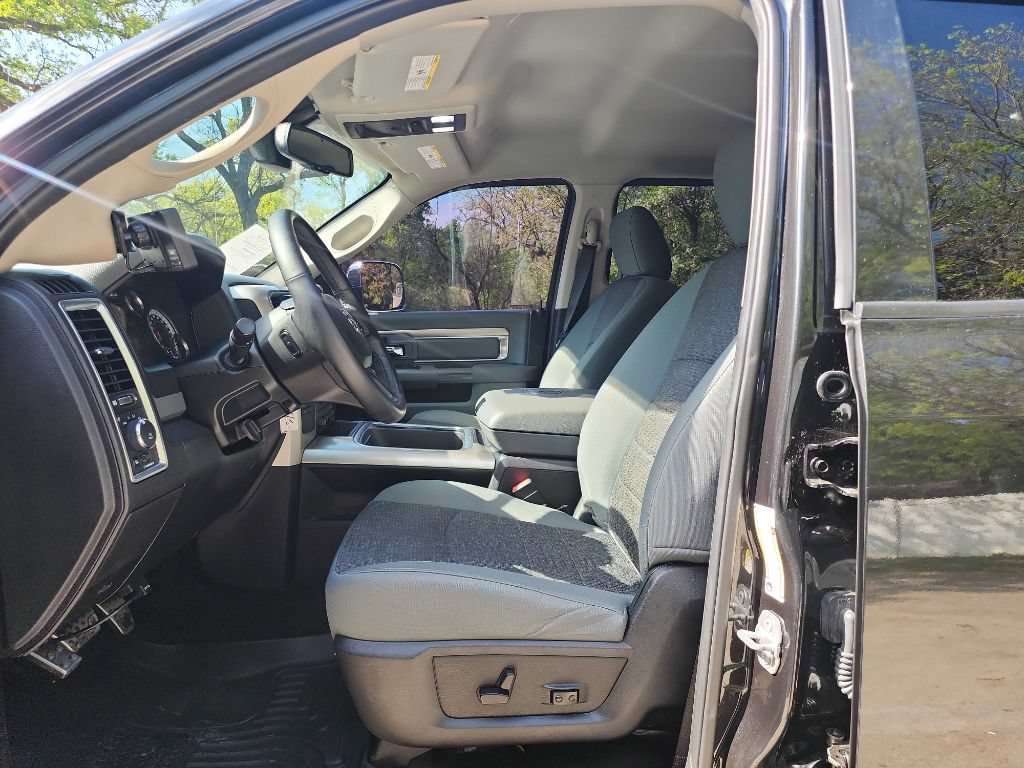 Used 2018 RAM 2500 Big Horn w/ Harvest Edition AWD/4WD image 19