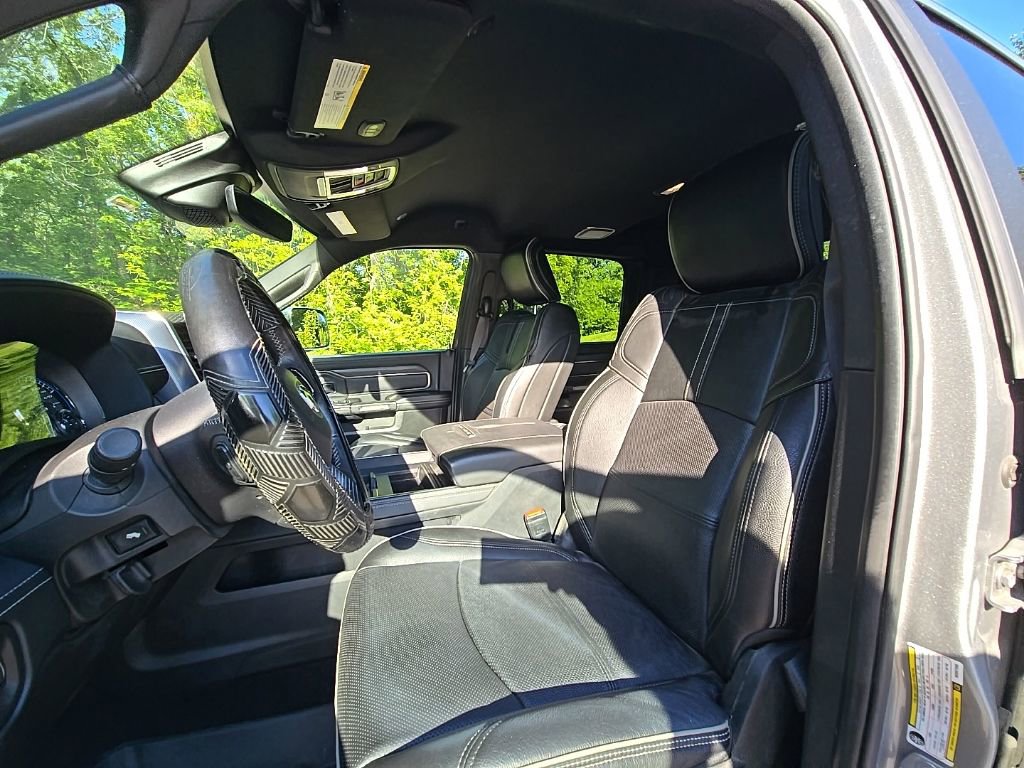 Used 2019 RAM 2500 Limited AWD/4WD image 16