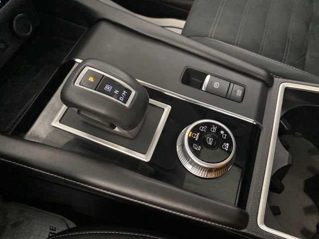 Used 2022 Mitsubishi Outlander SE image 21