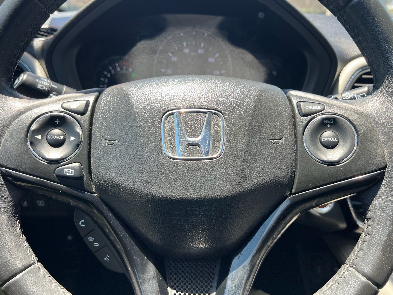 Used 2017 Honda HR-V EX-L image 17
