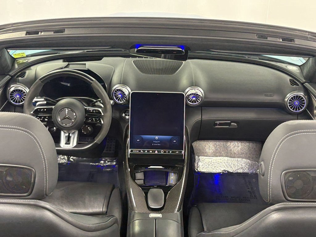 Used 2024 Mercedes-Benz SL 63 AMG 4MATIC image 28