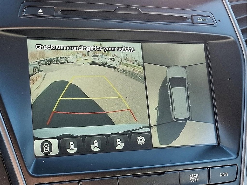 Used 2017 Hyundai Santa Fe SE image 20