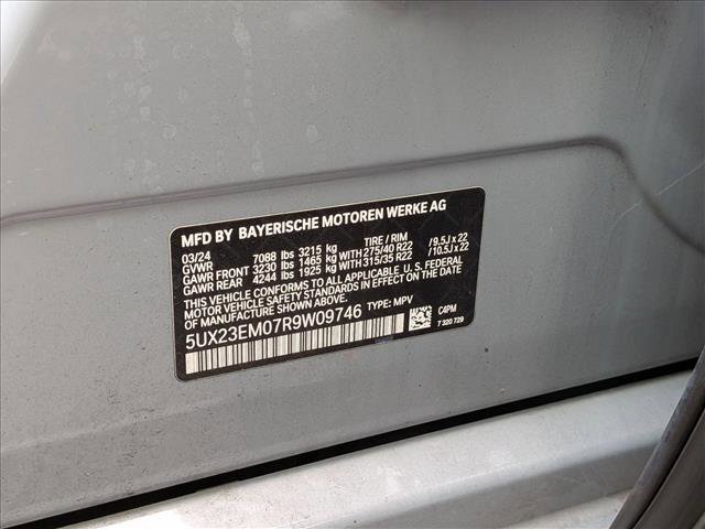 Used 2024 BMW X7 xDrive40i w/ Executive Package image 17