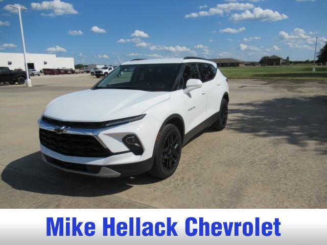 Used 2024 Chevrolet Blazer LT w/ Convenience Package FWD image 3
