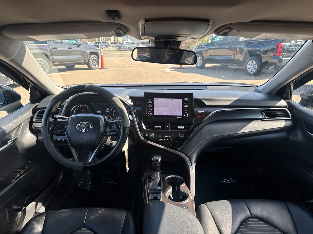 Used 2022 Toyota Camry SE w/ Cold Weather Package AWD/4WD image 10