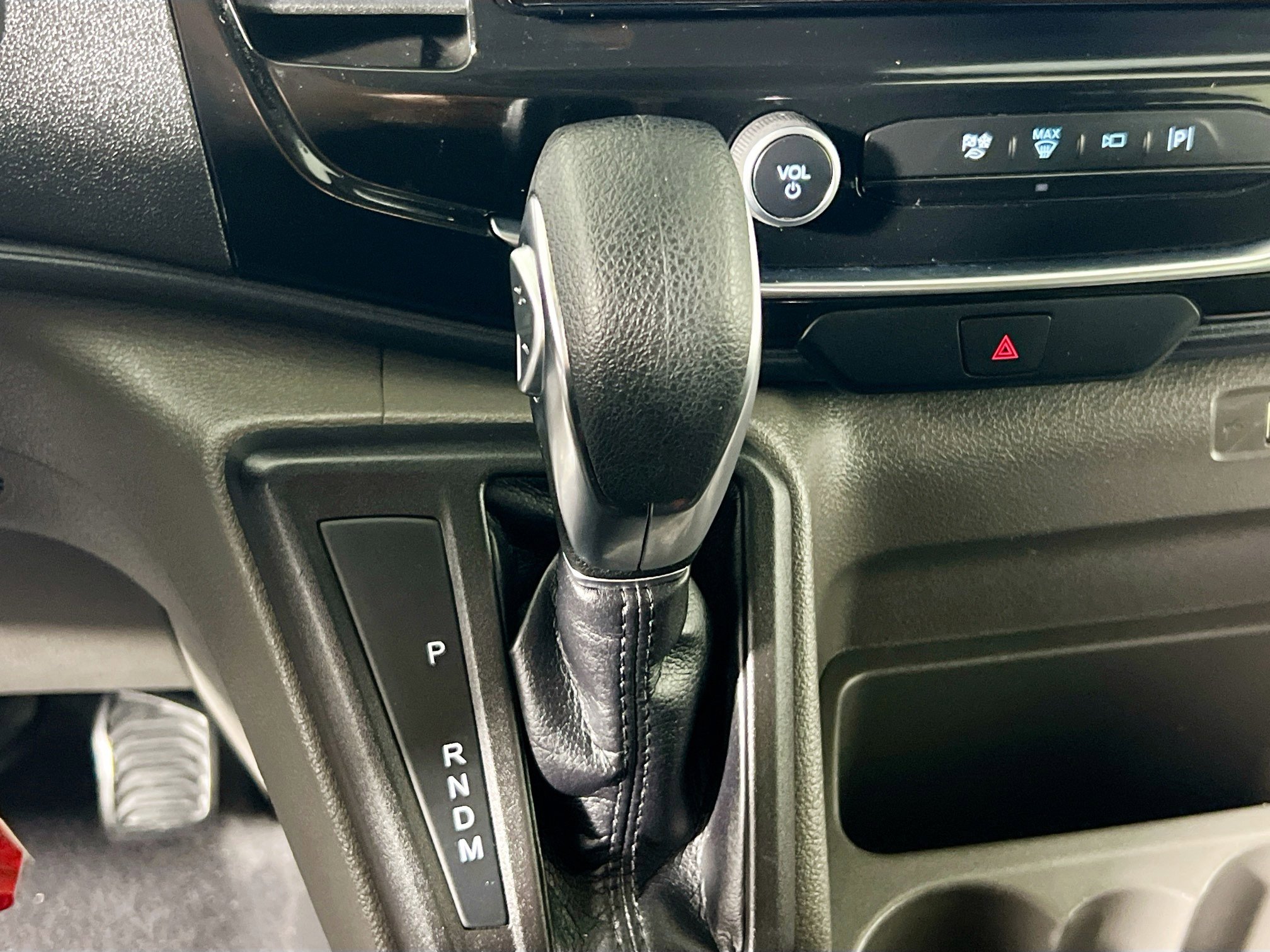 Used 2023 Ford Transit 350 XLT image 23