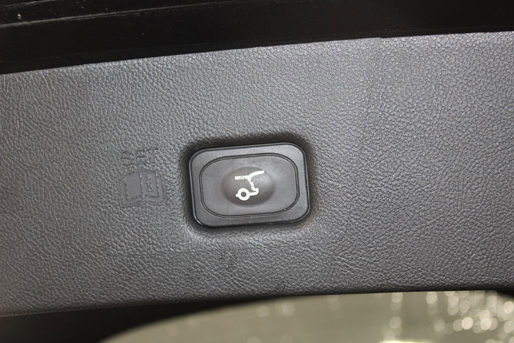 Used 2022 Lincoln Nautilus Reserve w/ Monochromatic Package image 19