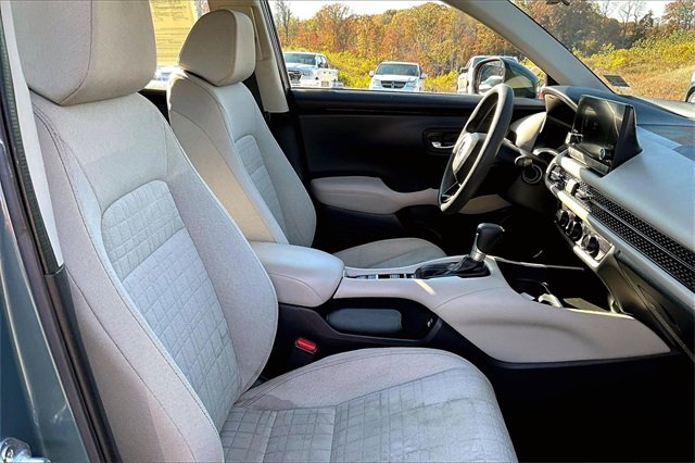 Used 2023 Honda HR-V LX image 22