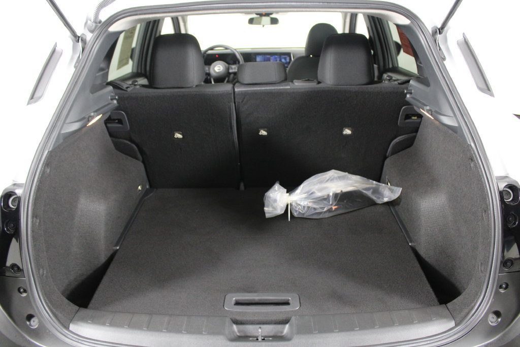 Certified 2026 Nissan Kicks SV w/ Cold Weather Package FWD image 17