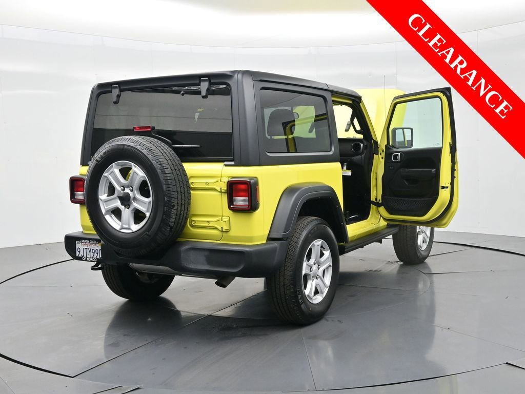Used 2023 Jeep Wrangler Sport S image 39