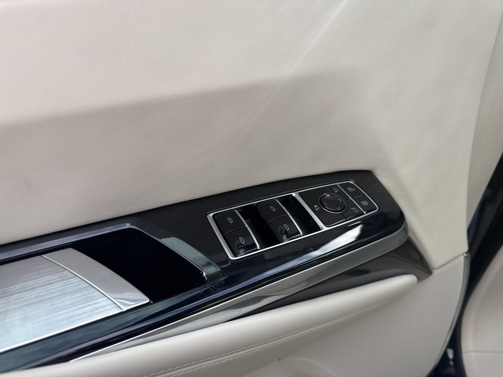 Used 2025 Cadillac Escalade Sport Platinum AWD/4WD image 19
