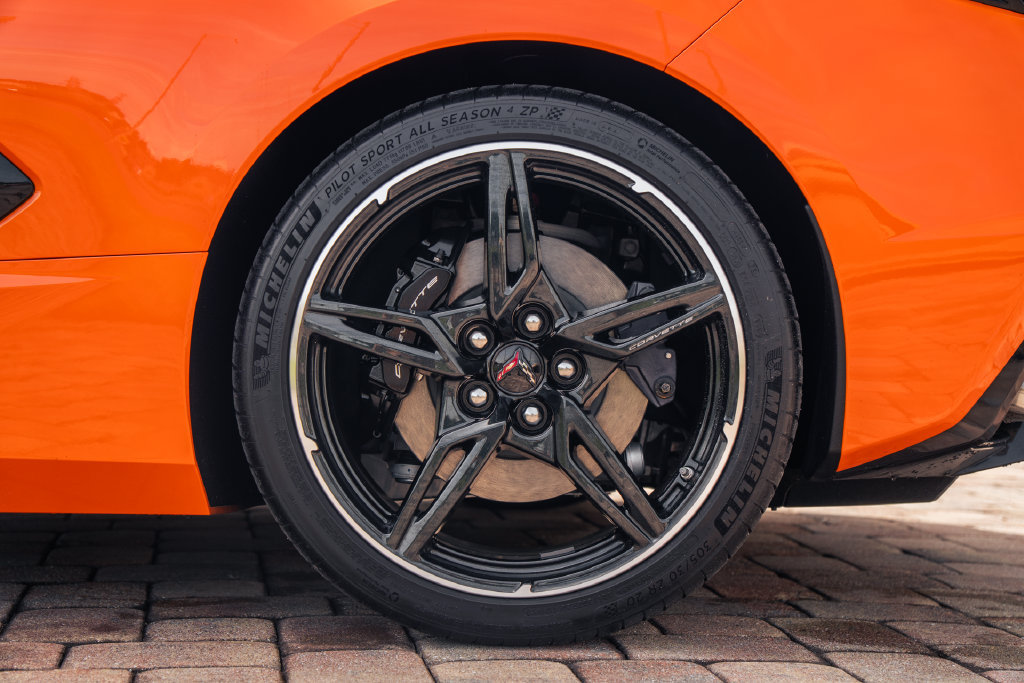 Used 2024 Chevrolet Corvette Stingray Preferred Conv w/ Battery Protection Package RWD image 16