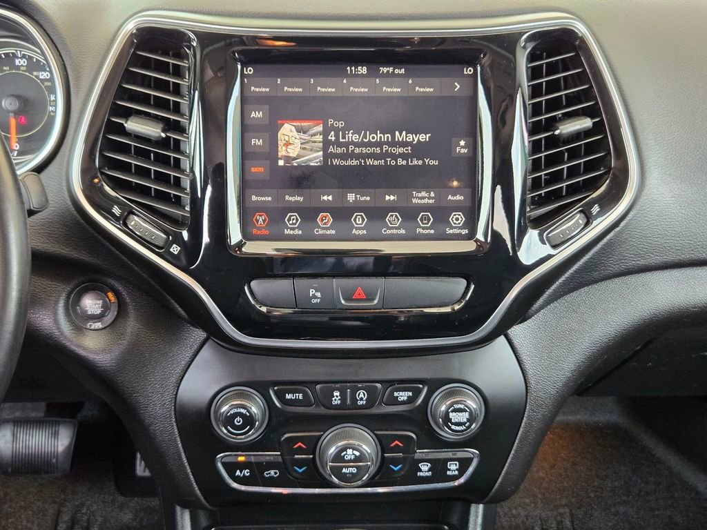 Used 2019 Jeep Cherokee Limited FWD image 16