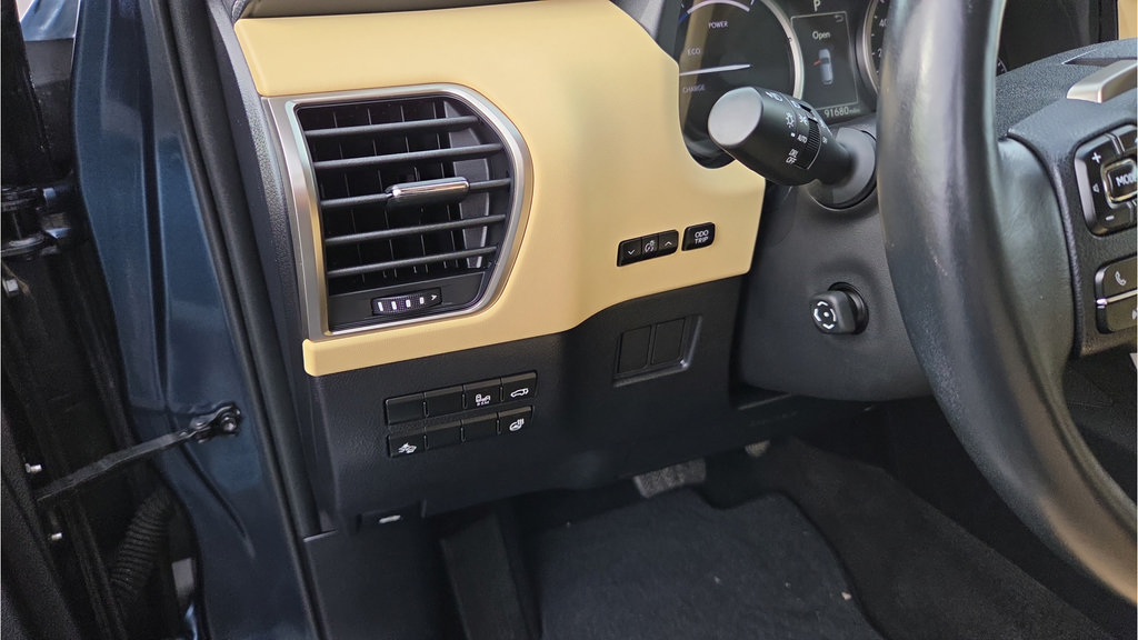 Used 2015 Lexus NX 300h AWD w/ Luxury Package image 42