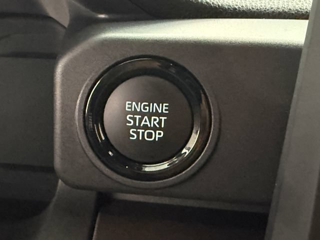 Used 2026 Toyota Tacoma SR5 AWD/4WD image 16