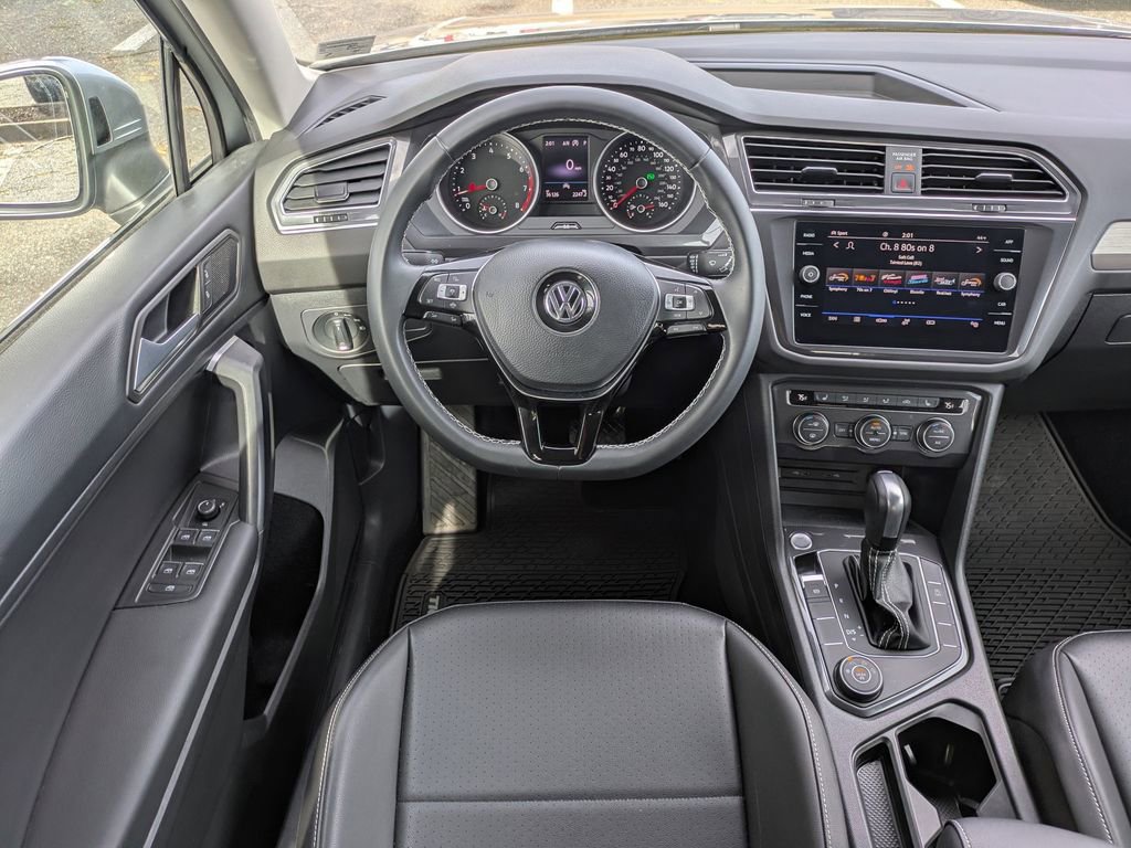 Certified 2021 Volkswagen Tiguan SE image 16