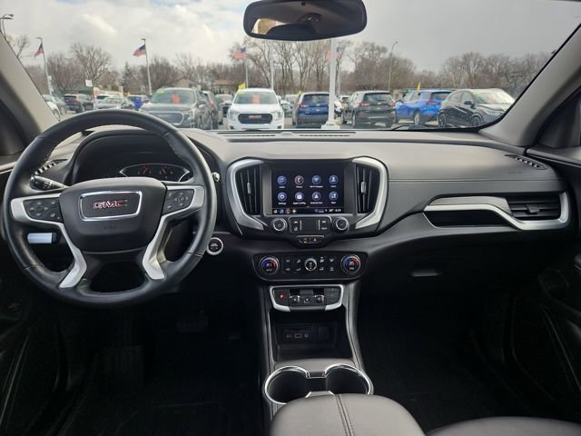 Used 2023 GMC Terrain SLT w/ Tech Package image 13