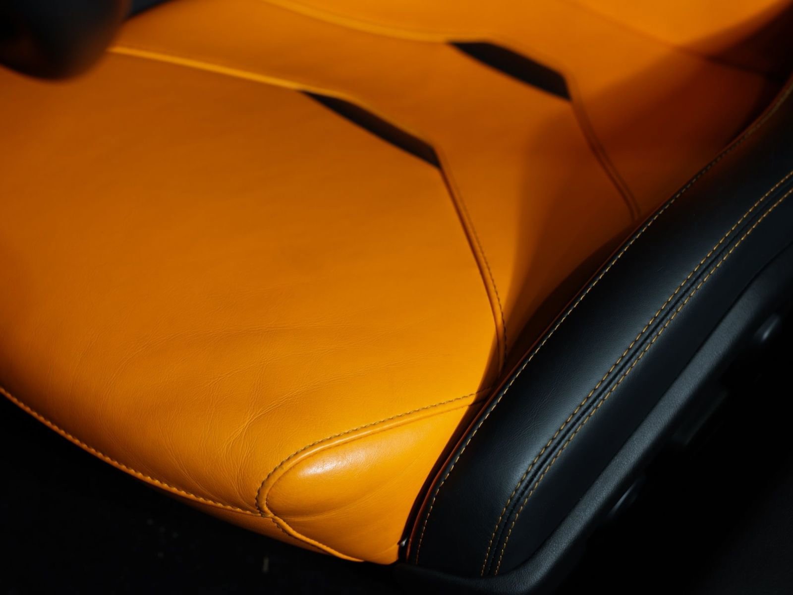 Used 2020 Lamborghini Huracan EVO AWD/4WD image 45