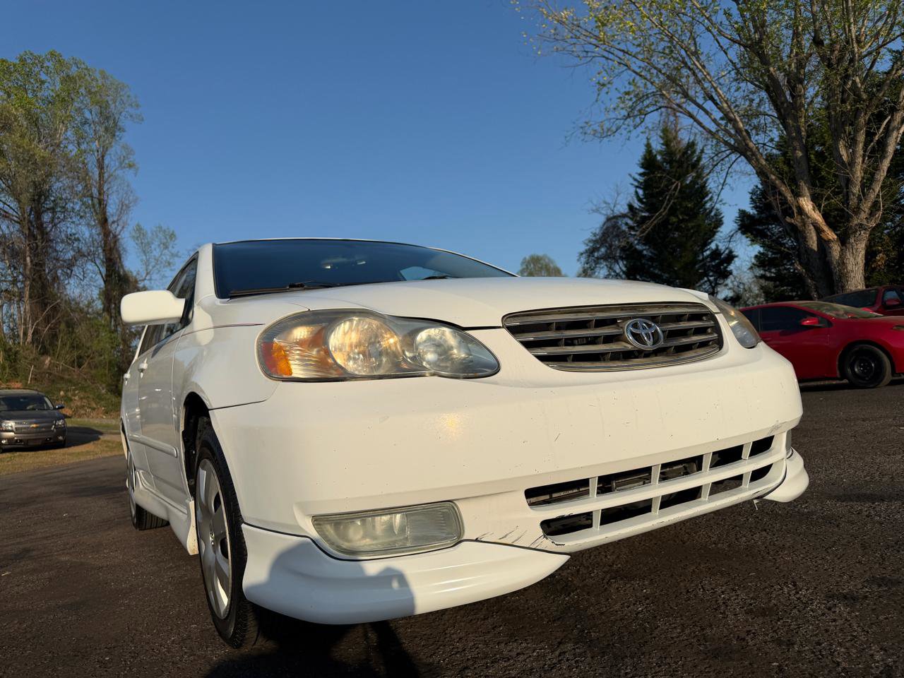 Used 2004 Toyota Corolla LE FWD image 3
