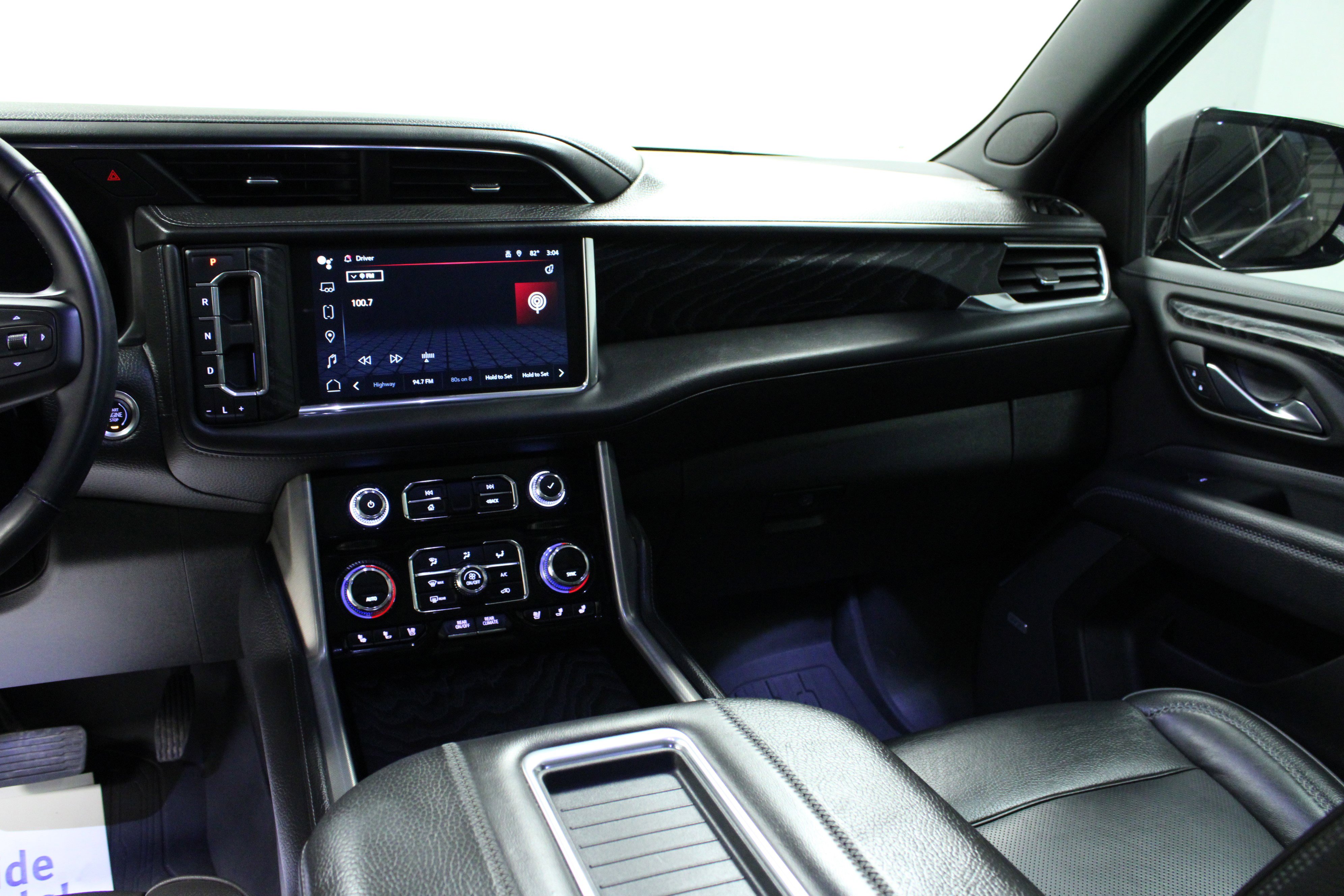 Used 2023 GMC Yukon XL Denali image 20