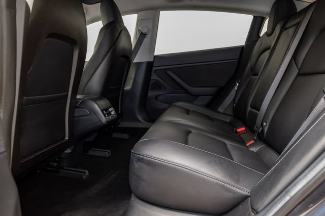 Used 2018 Tesla Model 3 Long Range RWD image 24