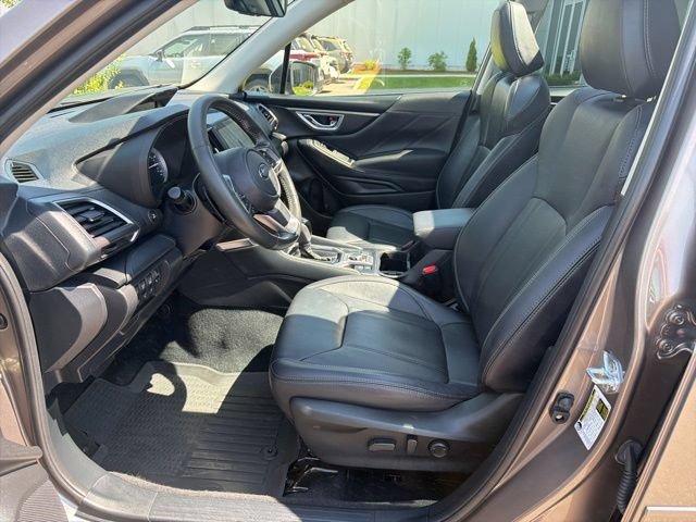 Certified 2024 Subaru Forester Touring AWD/4WD image 31