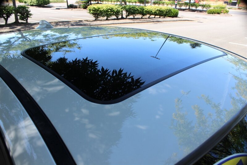 Used 2007 BMW 328i Sedan RWD image 18