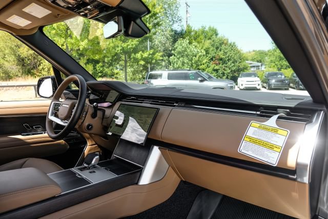 New 2026 Land Rover Range Rover Long Wheelbase Autobiography AWD/4WD image 15