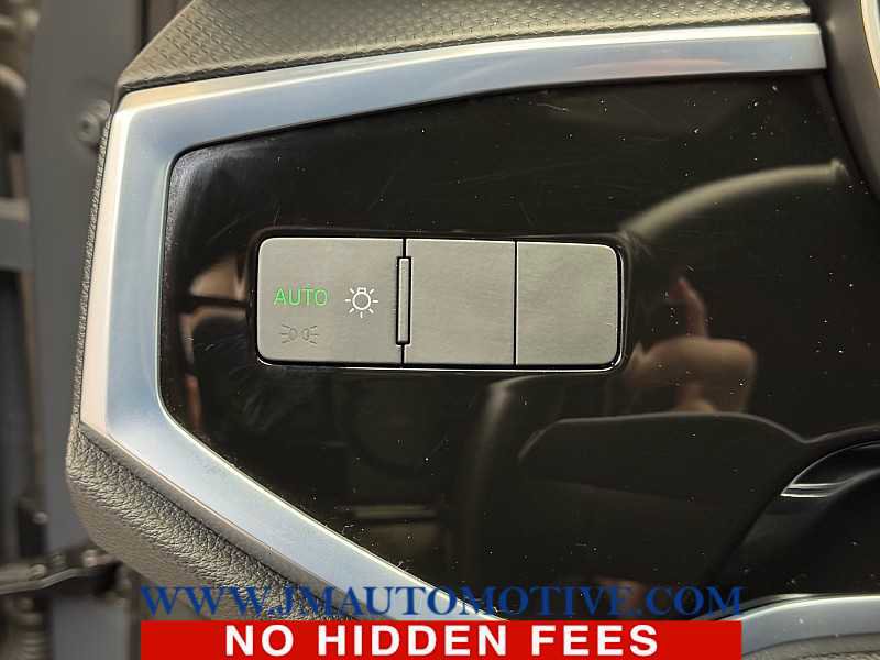 Used 2022 Audi Q3 2.0T Premium image 39