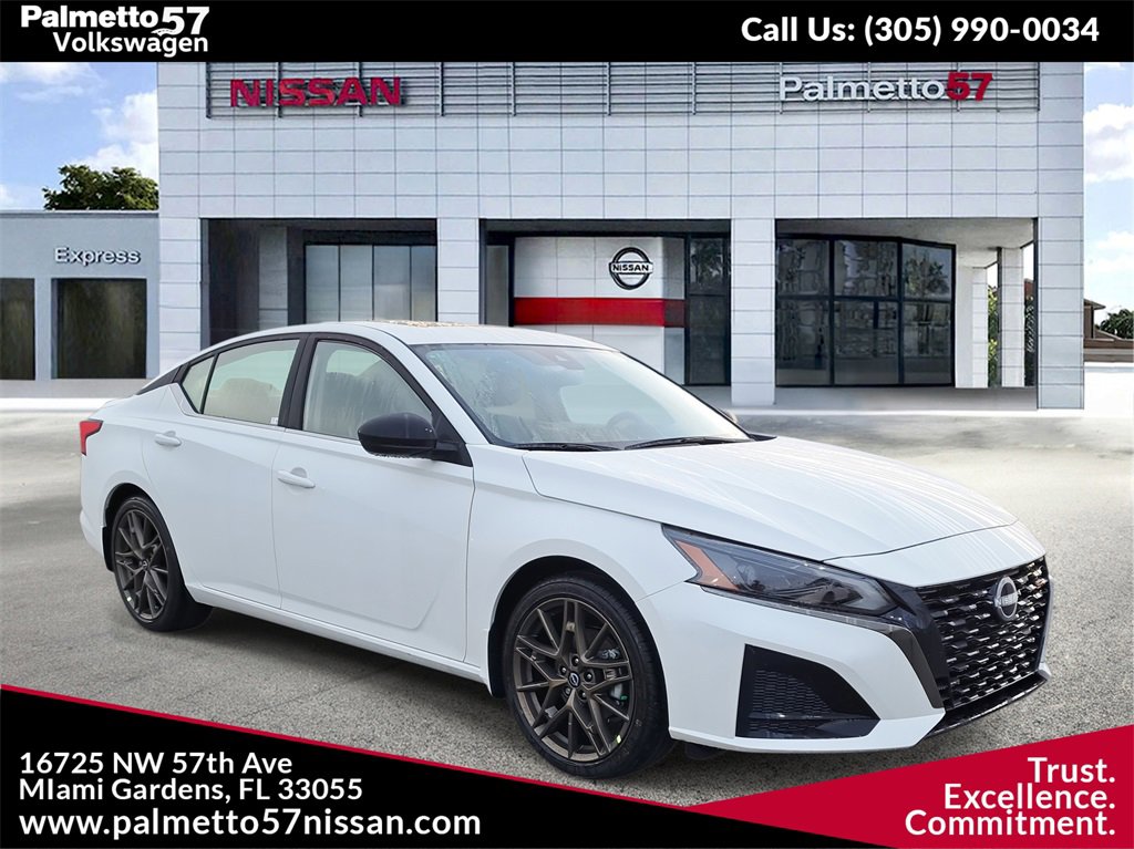 New 2025 Nissan Altima 2.5 SR w/ SR Premium Package