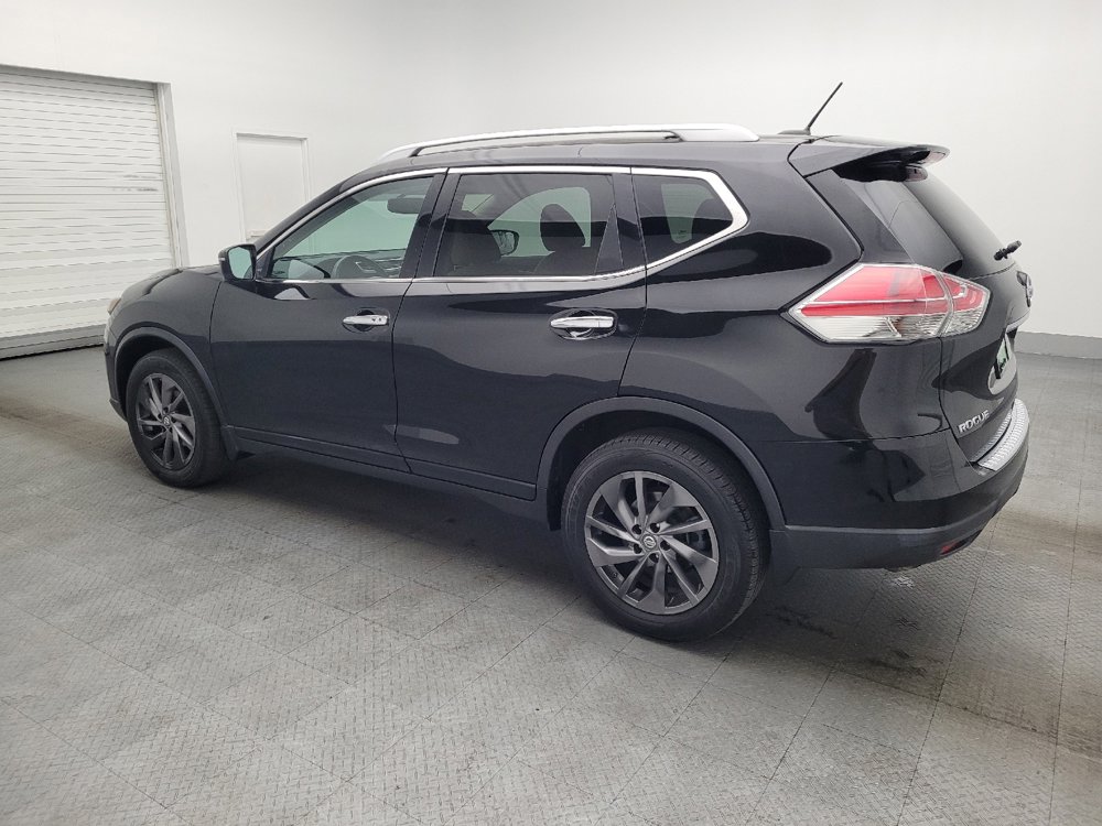 Used 2016 Nissan Rogue SL w/ SL Premium Package image 3