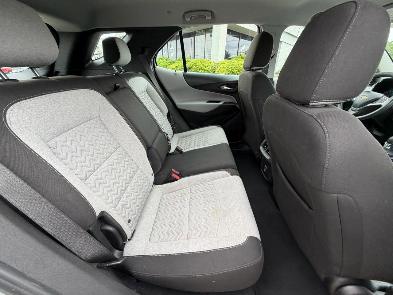 Used 2022 Chevrolet Equinox LS w/ Driver Confidence II Package FWD image 34
