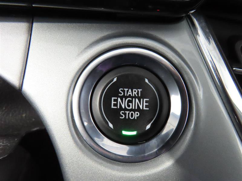 Used 2025 Chevrolet Trax LT w/ LT Convenience Package FWD image 18