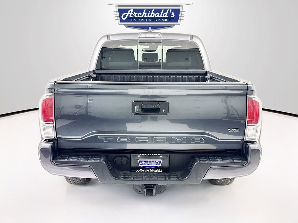 Used 2021 Toyota Tacoma TRD Sport image 5