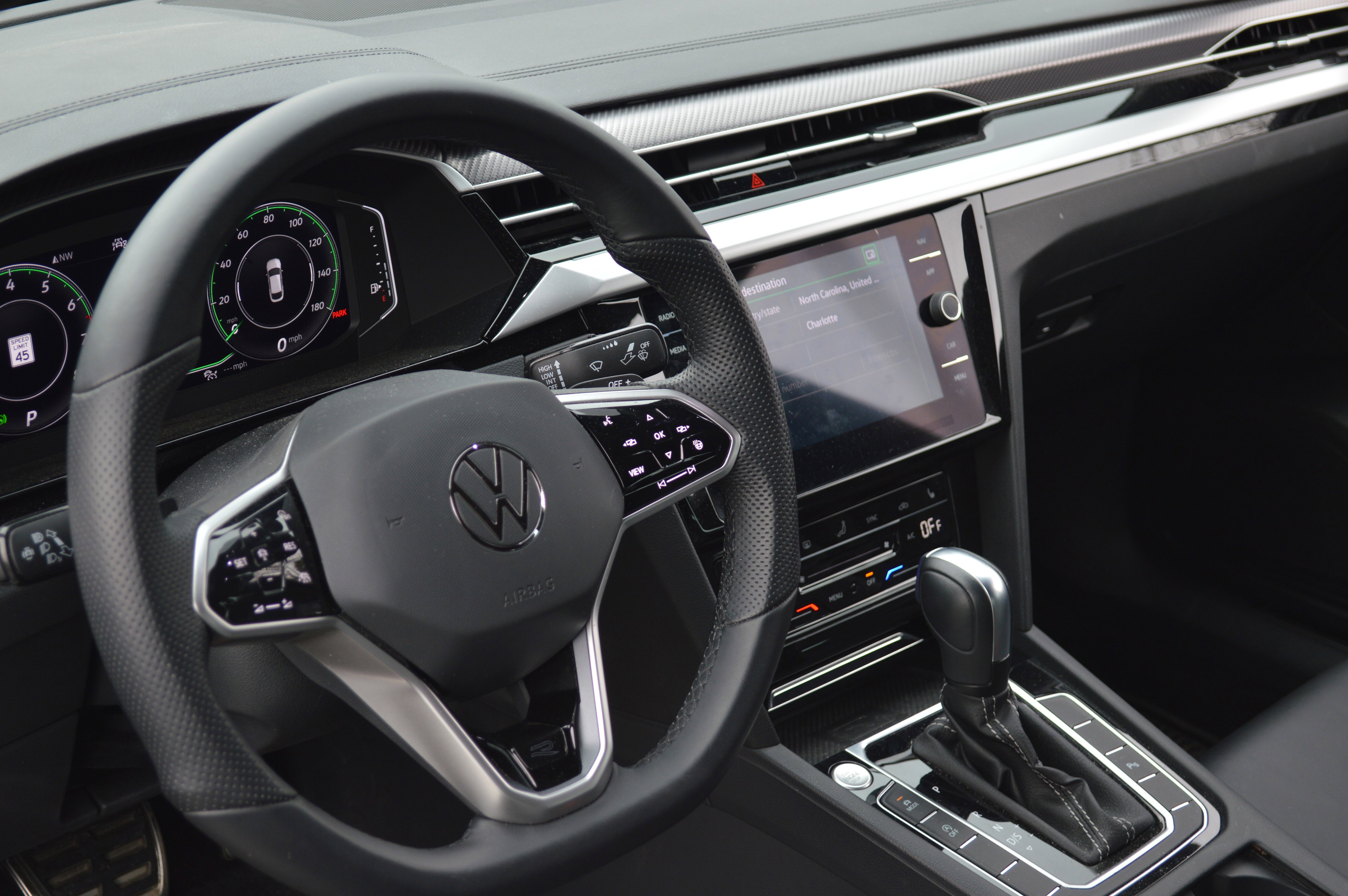 Used 2023 Volkswagen Arteon SEL image 24