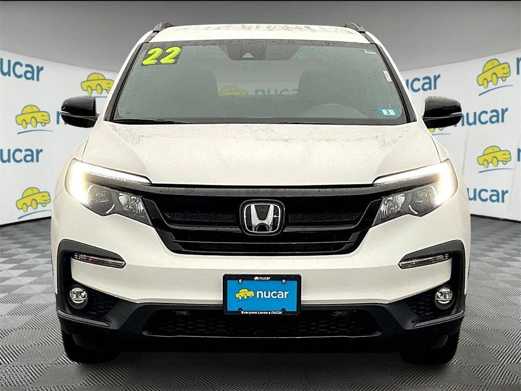 Used 2022 Honda Pilot Sport image 2