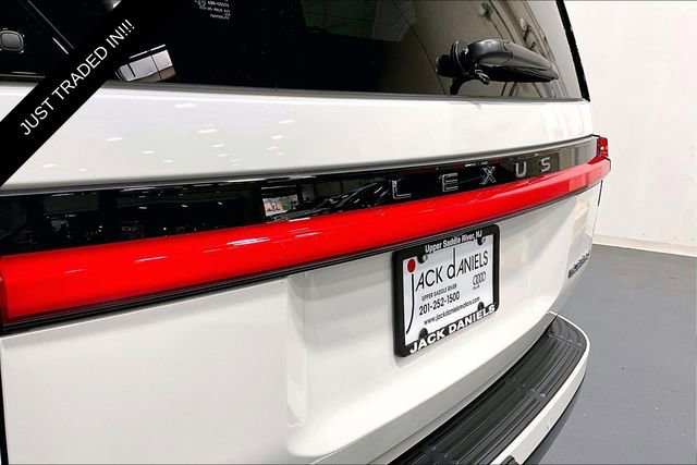 Used 2025 Lexus GX 550 w/ Accessory Package (2T) image 33