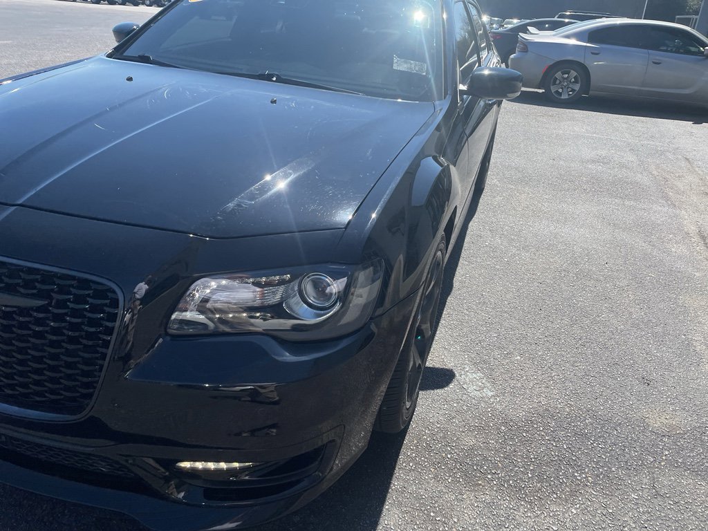Used 2023 Chrysler 300 S w/ Comfort Group image 4