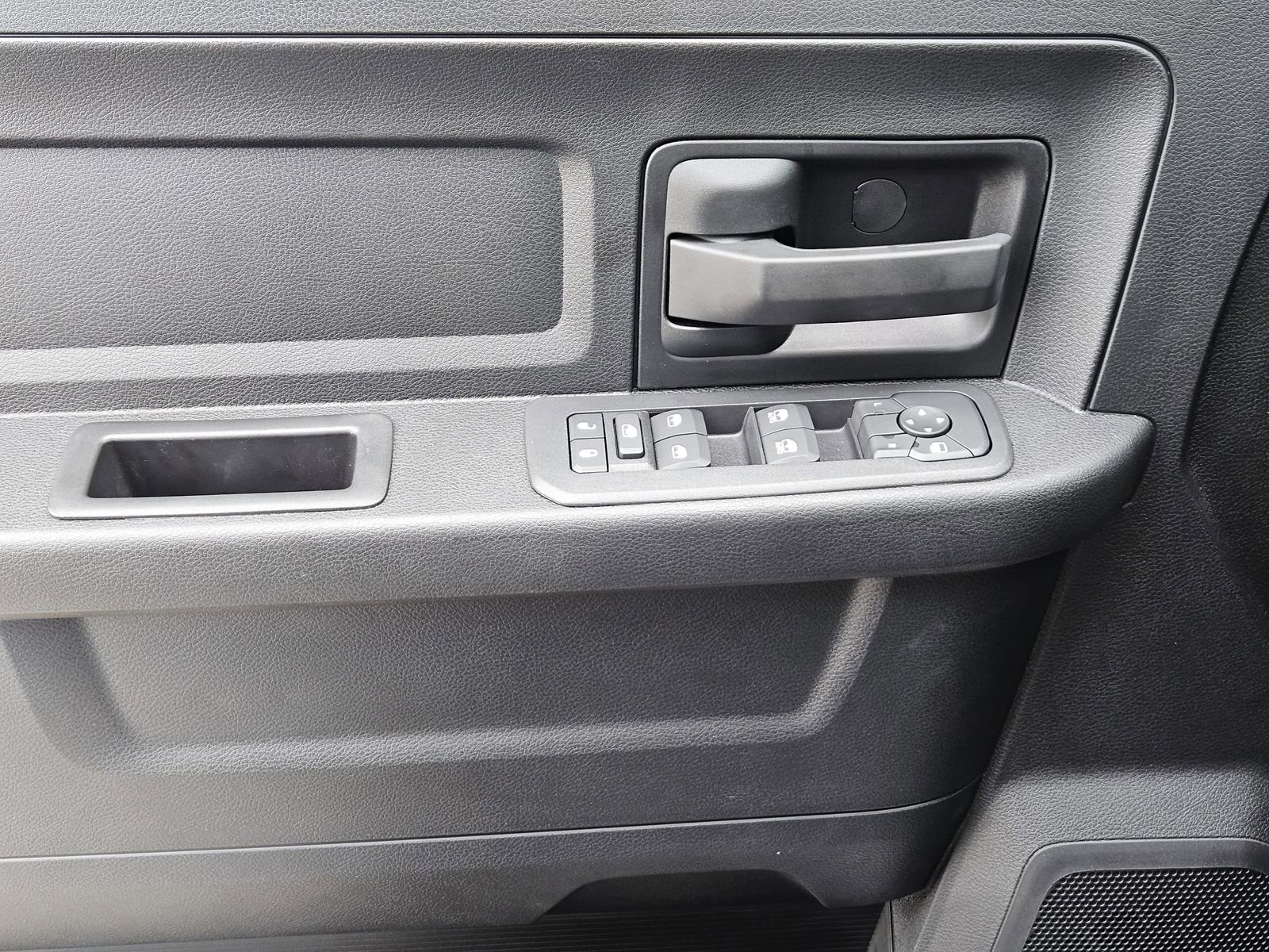 New 2026 RAM 2500 Tradesman AWD/4WD image 24