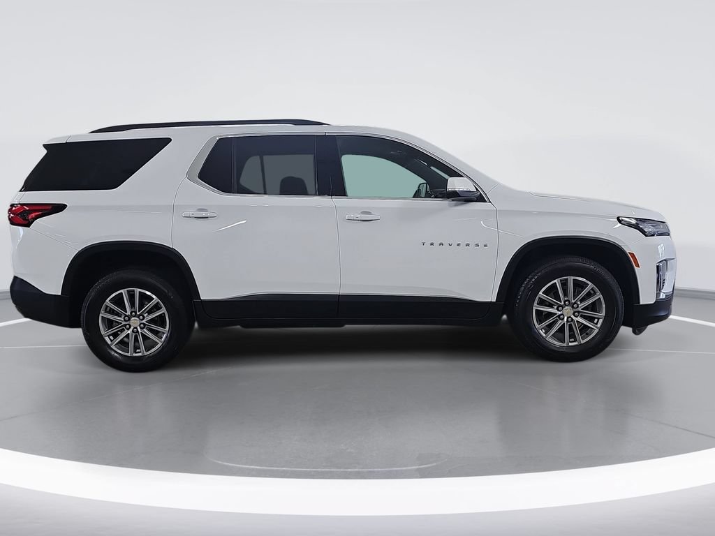 Certified 2023 Chevrolet Traverse LT w/ LPO, Floor Liner Package AWD/4WD image 2