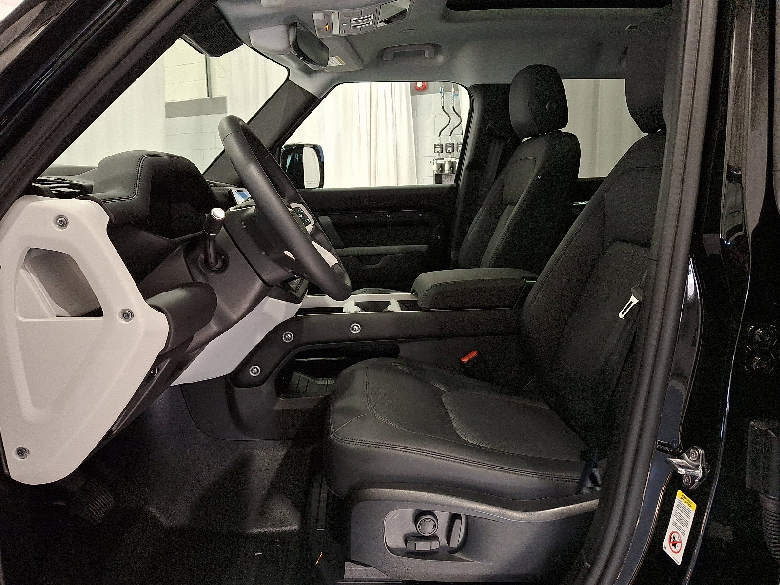 Certified 2025 Land Rover Defender 110 S image 13