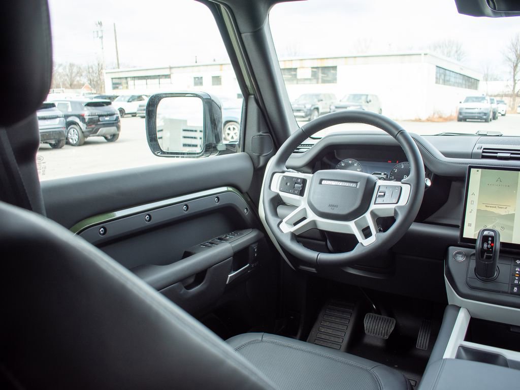New 2026 Land Rover Defender 110 X-Dynamic SE image 18