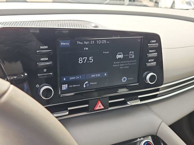 Used 2022 Hyundai Elantra SEL w/ Convenience + Premium Package FWD image 24