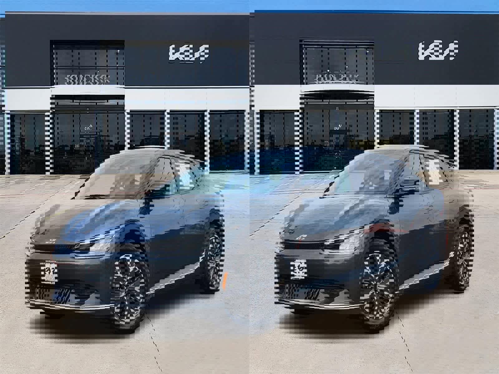 Certified 2024 Kia EV6 Light image 1
