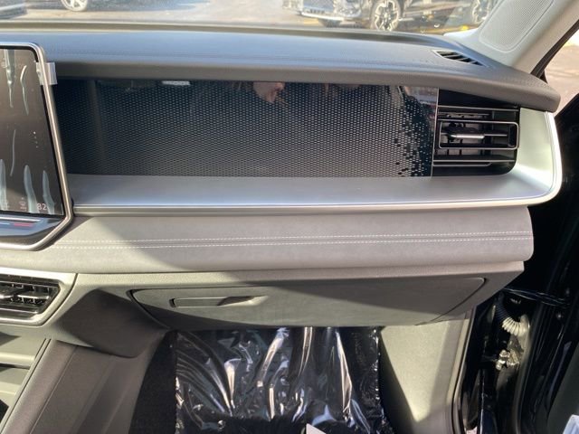 New 2026 Volkswagen Tiguan SE image 45